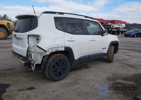 2021 Jeep Renegade Upland 4X4 z USA, uszkodzony, nr VIN ZACNJDAB8MPM66962